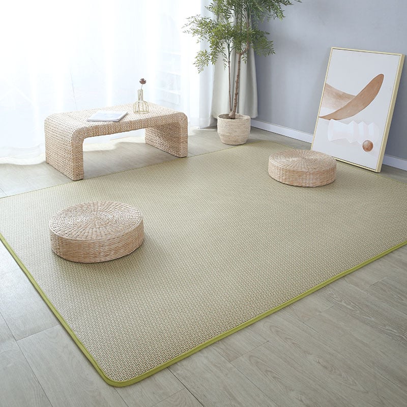 Pleteni tatami tepih od slame, kvadratnog oblika, prugastog uzorka; pogodan za studijsku sobu, balkon ili druge prostore; usisavanje.