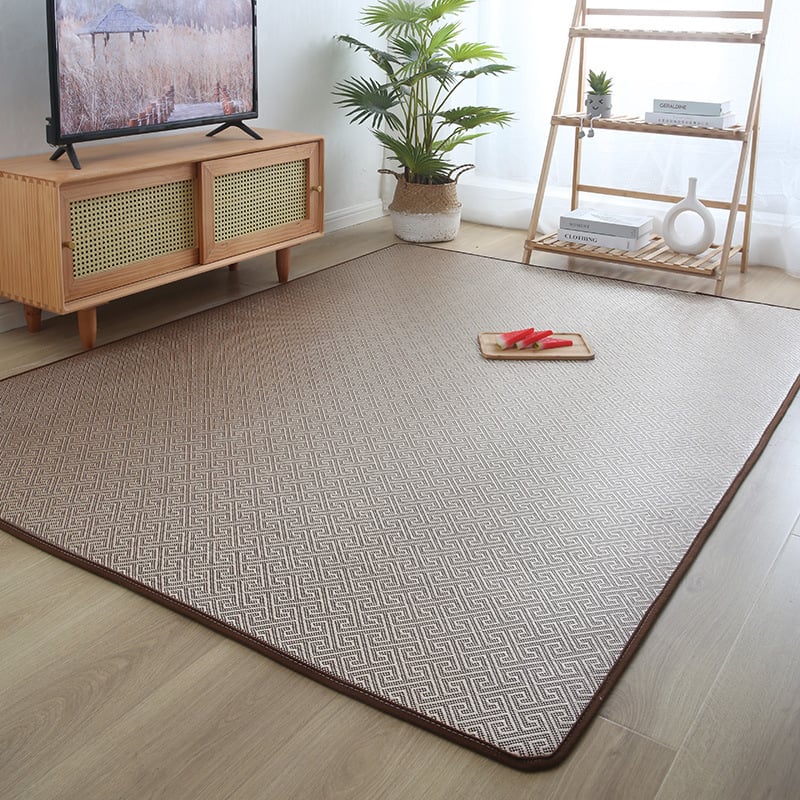 Pleteni tatami tepih od slame, kvadratnog oblika, prugastog uzorka; pogodan za studijsku sobu, balkon ili druge prostore; usisavanje.