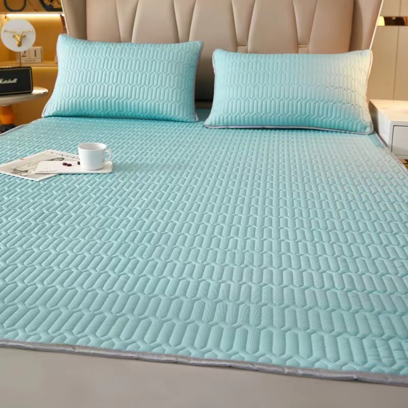 Ledus zīds lateksa paliktnis, dabīgā lateksa saturs 70–80%, mazgājams, anti-slip virsma