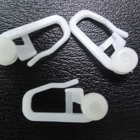 Plastmasas aizkaru āķi, mūsdienīgs minimālistisks stils, zīmols hpg, iepakojumā 50 gab.