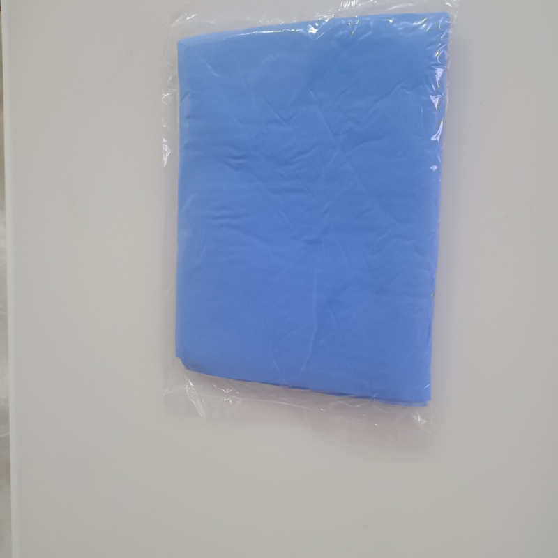 PVA anyagú sporttörölköző, síkreliefes szövés, 8 szálas egyszálas fonal, 141 g, hűsítő és gyorsan száradó (vízfelvétel 5–10 s)