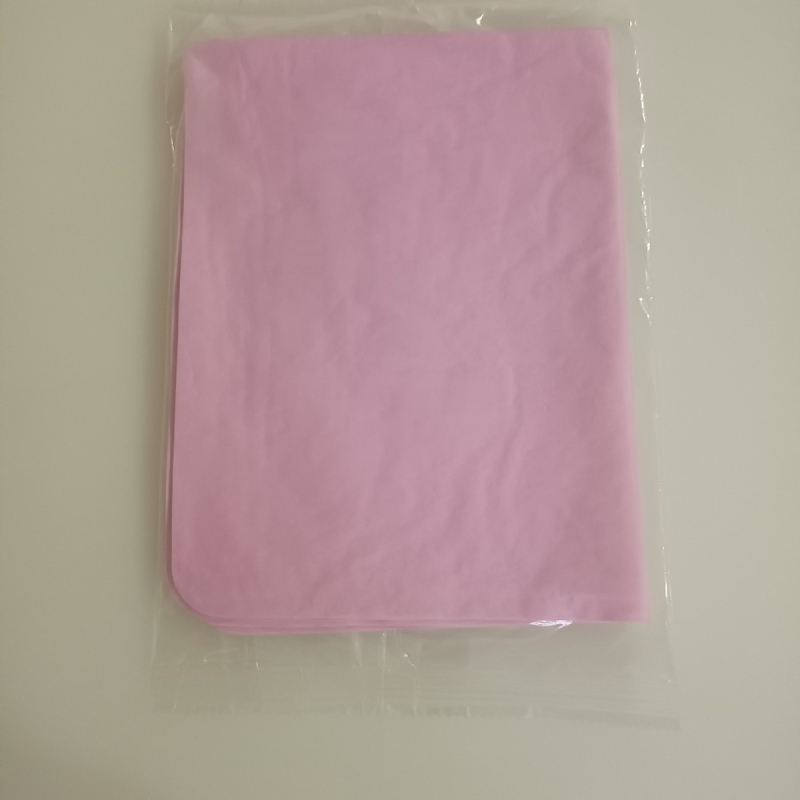 PVA anyagú sporttörölköző, síkreliefes szövés, 8 szálas egyszálas fonal, 141 g, hűsítő és gyorsan száradó (vízfelvétel 5–10 s)