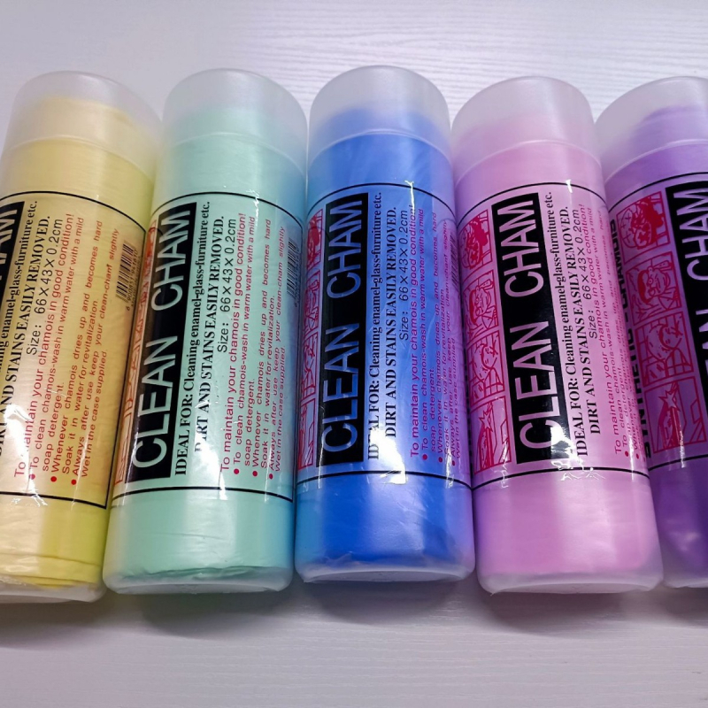 PVA anyagú sporttörölköző, síkreliefes szövés, 8 szálas egyszálas fonal, 141 g, hűsítő és gyorsan száradó (vízfelvétel 5–10 s)