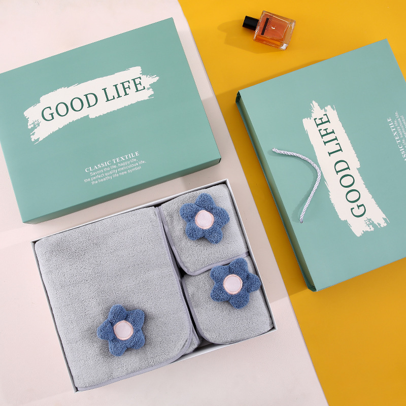 Set prosoape din fleece coral într-o cutie cadou, 3 piese; personalizare: imprimare logo, broderie și tiv; greutate 500 g; Brand Miaoxi