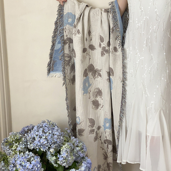 Medvilninė marlės antklodė su keturiais kutais - rankšluosčio tipo antklodė visoms metų laikams, 800-999 g