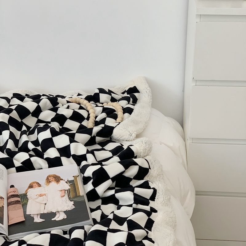 Dvoslojna deka od mliječnog velura s akrilnim vlaknima, ručnik tip deke, za sve sezone, uzorak crtani likovi i biljke, INS stil