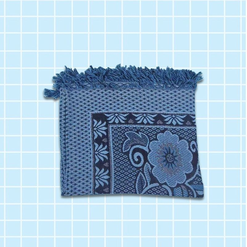 Medvilninė megzta antklodė su kutais, pastoralinio stiliaus, svoris virš 3 kg, tinkama visoms sezonoms