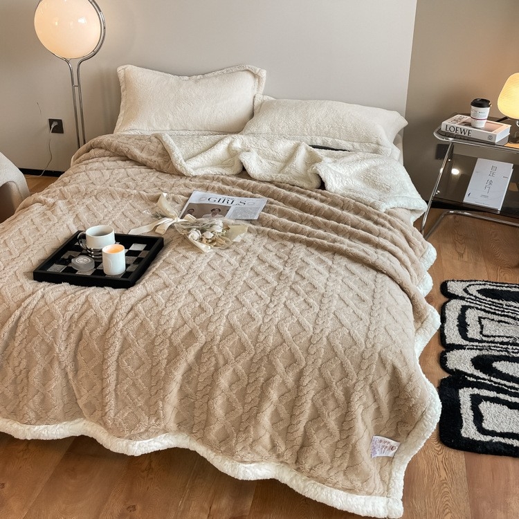 Deka od svile s cvjetnim uzorkom, 1000–1499 g, jednobojni uzorak, moderni minimalistički stil, pogodna za sve sezone