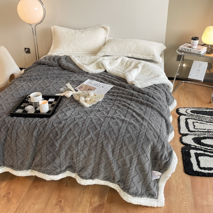 Deka od svile s cvjetnim uzorkom, 1000–1499 g, jednobojni uzorak, moderni minimalistički stil, pogodna za sve sezone