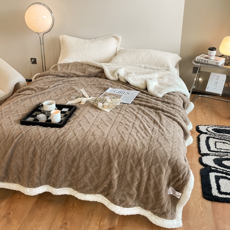 Deka od svile s cvjetnim uzorkom, 1000–1499 g, jednobojni uzorak, moderni minimalistički stil, pogodna za sve sezone