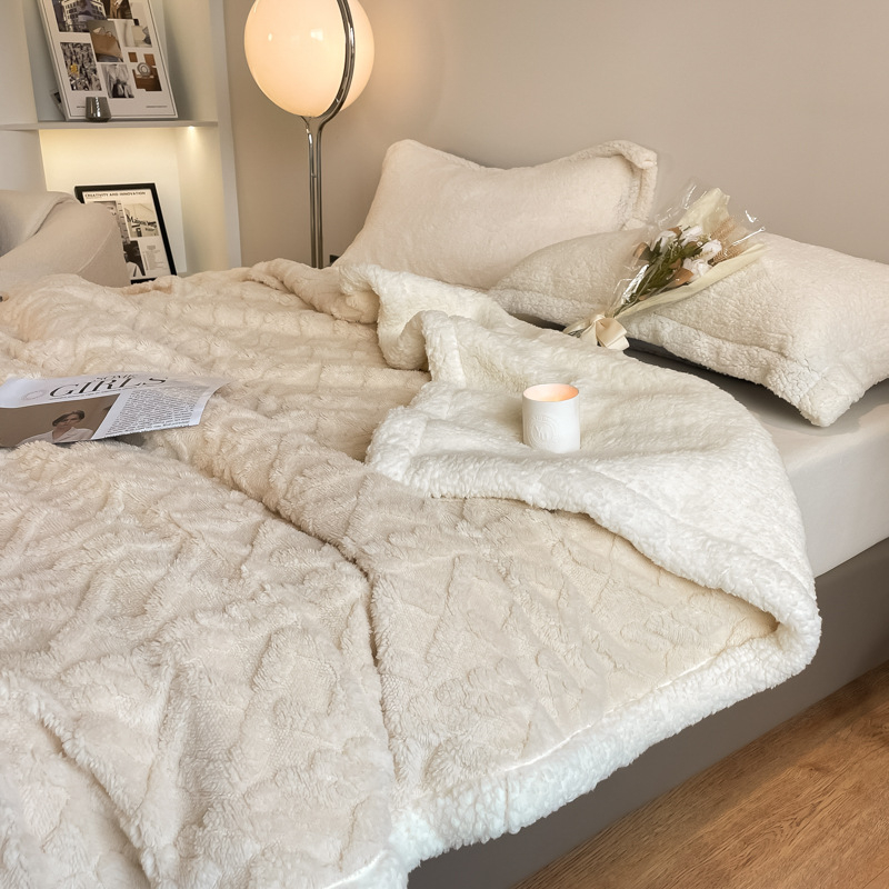 Deka od svile s cvjetnim uzorkom, 1000–1499 g, jednobojni uzorak, moderni minimalistički stil, pogodna za sve sezone