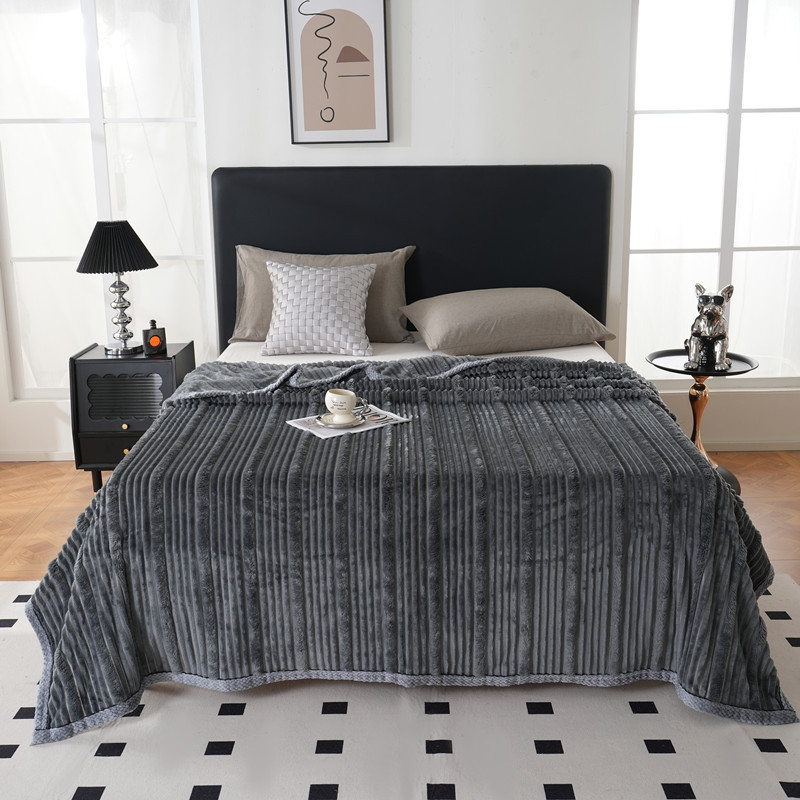 Pătură – Dungi, pentru iarnă, stil ușor de lux (Poliester; 300–499 g; Dungi; Iarnă)