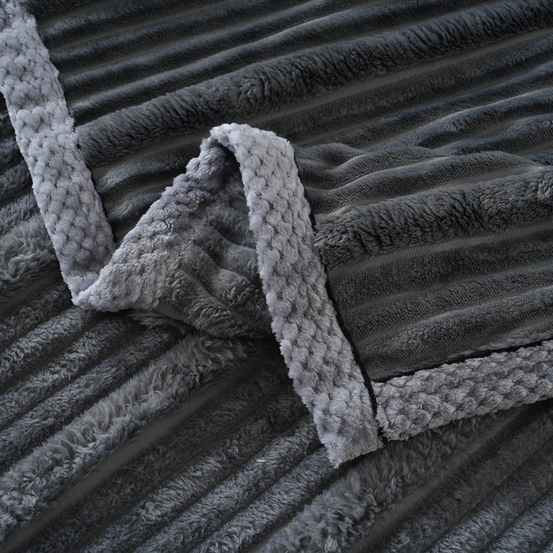 Pătură – Dungi, pentru iarnă, stil ușor de lux (Poliester; 300–499 g; Dungi; Iarnă)