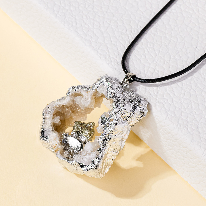 Runyangshi kristalni privjesak za lanac s prirodnim ahatom i srebrnim rubom