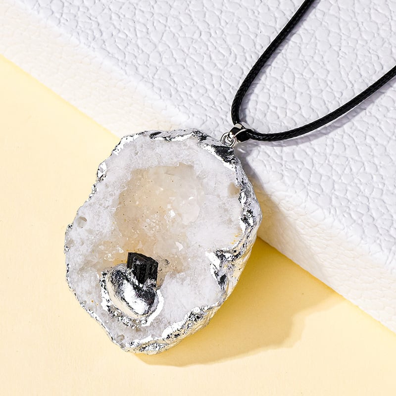 Runyangshi kristalni privjesak za lanac s prirodnim ahatom i srebrnim rubom