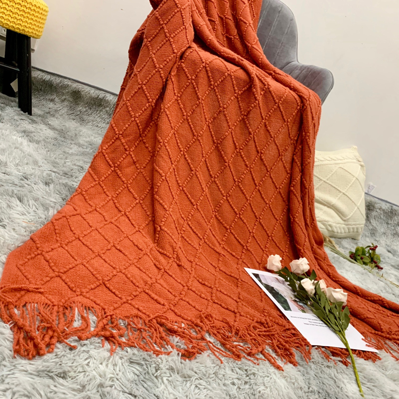 Akrilna pletena deka 240x220 cm – jednobojna, korejskog stila, pokrivač za krevet i kauč
