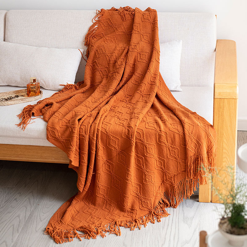 Akrilna pletena deka 240x220 cm – jednobojna, korejskog stila, pokrivač za krevet i kauč