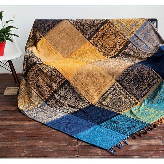 Chenille navlaka za kauč, za kutnu sofu, doiljski stil, uzorci: pruge, geometrijski i biljni