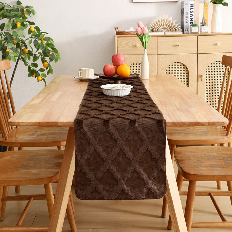 Stolni runner s plišastom prešivanom tkaninom, mrežasti geometrijski uzorak, 80% glavni materijal, 10% poliester; pogodan za dnevni boravak, spavaću sobu, radnu sobu i restoran (80% glavni materijal, 10% poliester, plišasti prešiv, mrežasti uzorak)