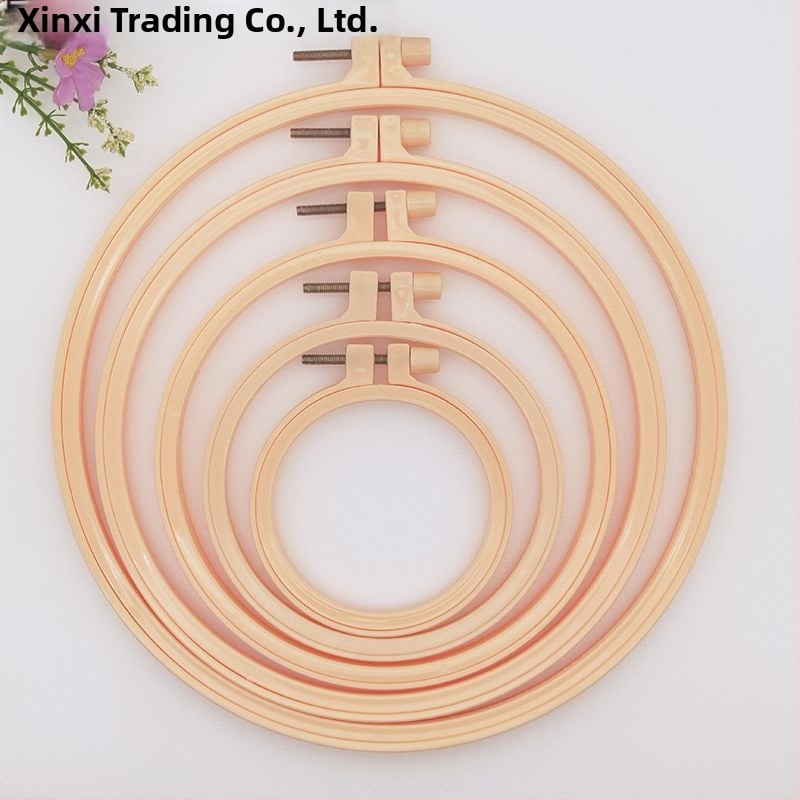 Körkörös keret keresztszemes hímzéshez bambusz imitációs dizájnnal, márka Scenery, anyag: műanyag lemez, hímzés típusa: keresztszemes, stílus Ming és Qing klasszikusok