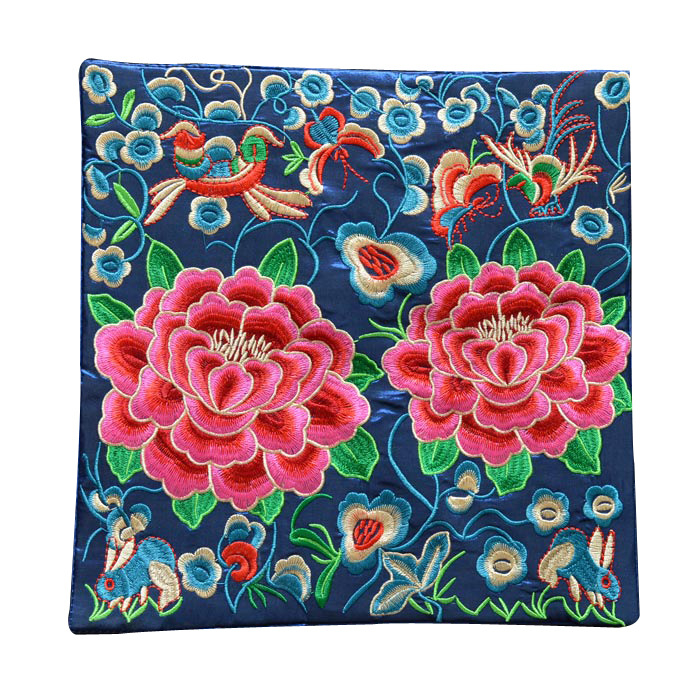 Audiniai siuvinėjimo dekoras — Kinų stiliaus motyvas; baigtas gaminys, mašininis siuvinėjimas; medžiaga: mišinys; serija: Kinijos stiliaus; tinka svetainei, miegamajam, studijai