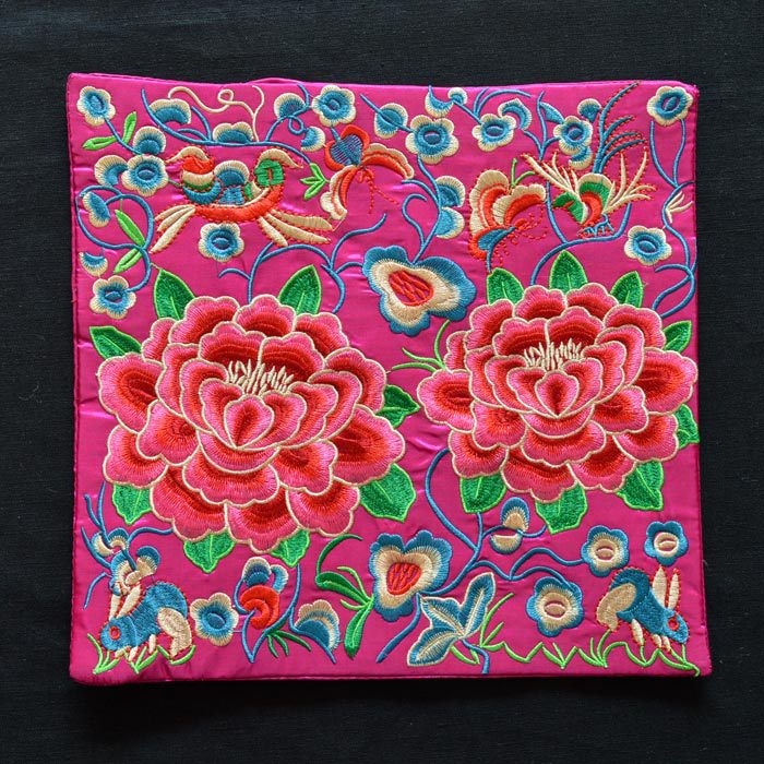 Audiniai siuvinėjimo dekoras — Kinų stiliaus motyvas; baigtas gaminys, mašininis siuvinėjimas; medžiaga: mišinys; serija: Kinijos stiliaus; tinka svetainei, miegamajam, studijai