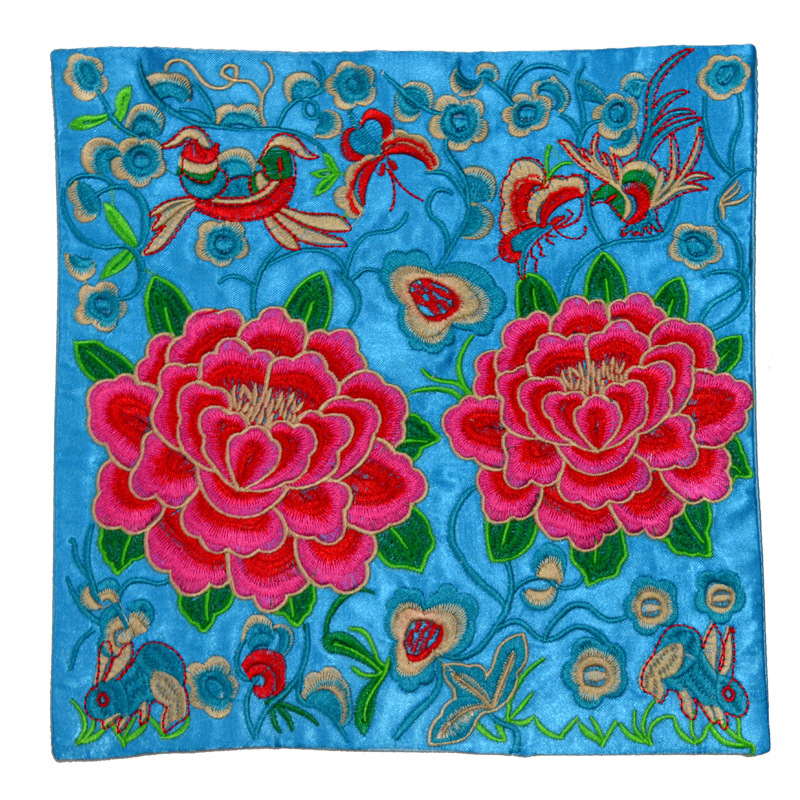 Audiniai siuvinėjimo dekoras — Kinų stiliaus motyvas; baigtas gaminys, mašininis siuvinėjimas; medžiaga: mišinys; serija: Kinijos stiliaus; tinka svetainei, miegamajam, studijai