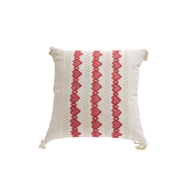 Jastuk s poliester navlakom i pamukom punjenim, moderan minimalistički stil, izvezeni resici, uzorci: pruge, srce, kvadrat, mogućnost prilagodbe.