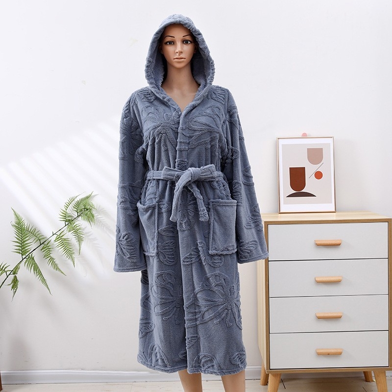 Vannas halāts no korāla flīsa, uzsūcošs un biezināts, universāls, ziemas lietošanai, jacquard kappe ar tauriņa dizainu