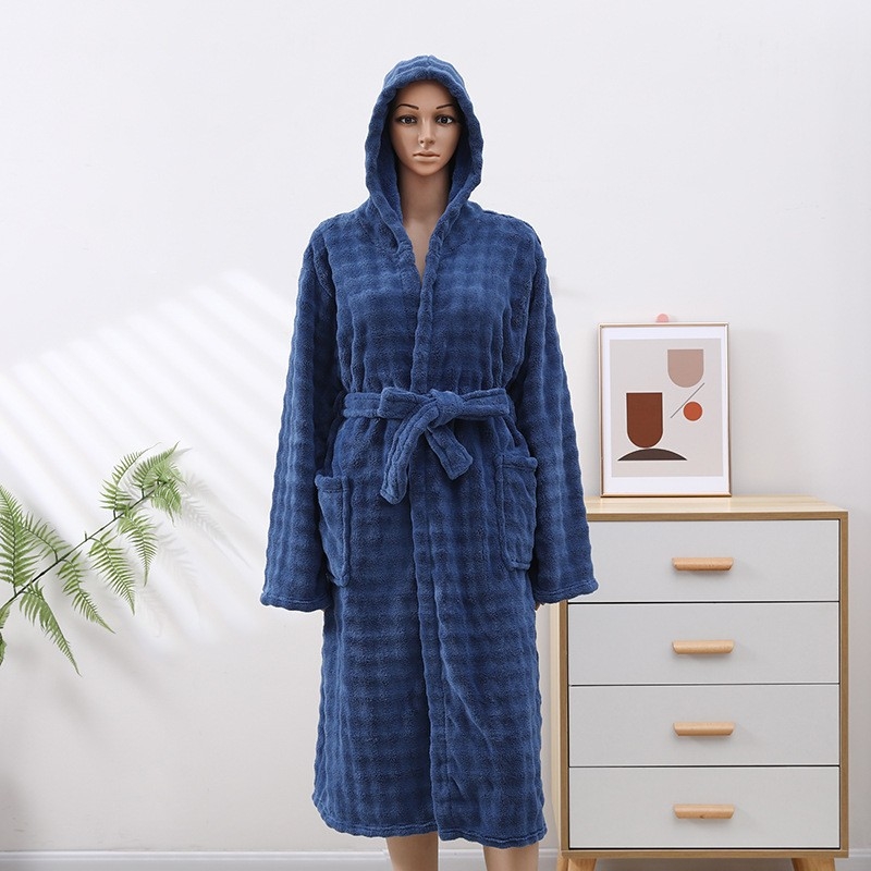 Vannas halāts no korāla flīsa, uzsūcošs un biezināts, universāls, ziemas lietošanai, jacquard kappe ar tauriņa dizainu