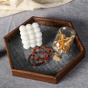 Dekoratīvā plāksnīte ar Begoniju no koka un stikla (Materiāls: koks+stikls; Stils: mūsdienīgs minimālisms; Piemērošana: mājas dekors, kafijas galdiņa uzglabāšana)