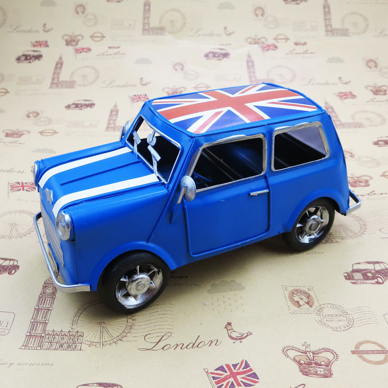 Sa Zhe kovácsoltvas autómodell, könnyű luxus Európai-Brit stílus, retro nosztalgikus otthoni dekoráció