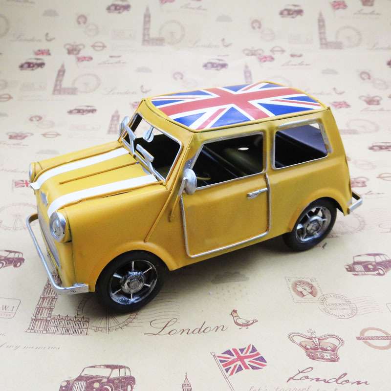 Sa Zhe kovácsoltvas autómodell, könnyű luxus Európai-Brit stílus, retro nosztalgikus otthoni dekoráció