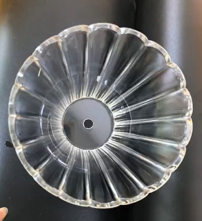 LED stalo lempa su metaliniu pagrindu, I formos kristalų dizainas, akrilinis gaubtas, įtampa ≤36V