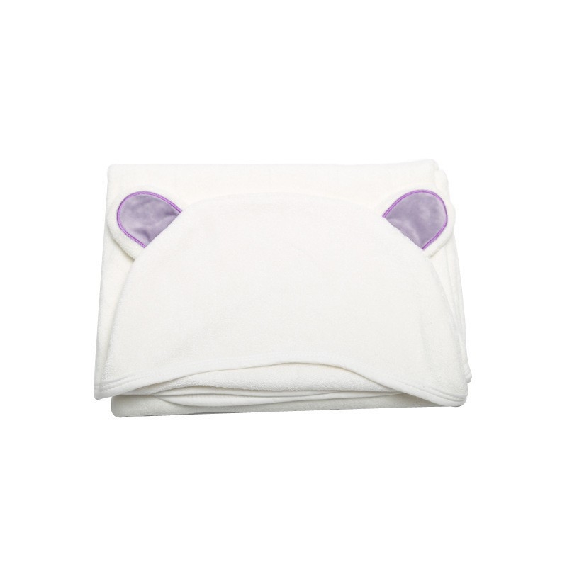 Babafürdő törölköző kapucnival és mesefülekkel — bambusz rost, 400–500 g, 19 szál, hímzett és varrott