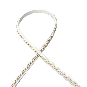 PVC pašlīmējoša dekoratīvā malu lente televizora fona sienai — mūsdienīgs stils, ugunsizturīga, ūdensizturīga, mitrumizturīga, korozijizturīga