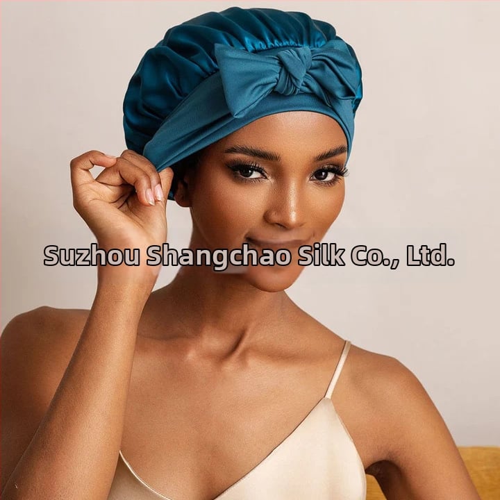 Zīda nakts cepure ar elastīgu jostu matu žāvēšanai — ķermenis 100% zīds, elastīgā poliester lenta, svars 50–79 g, produkta kods Silk stretch cap