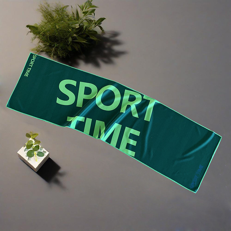 Sporttörölköző hűsítő érzetű – gyorsan szárad, izzadság felszívódása, poliészter, logó testreszabás