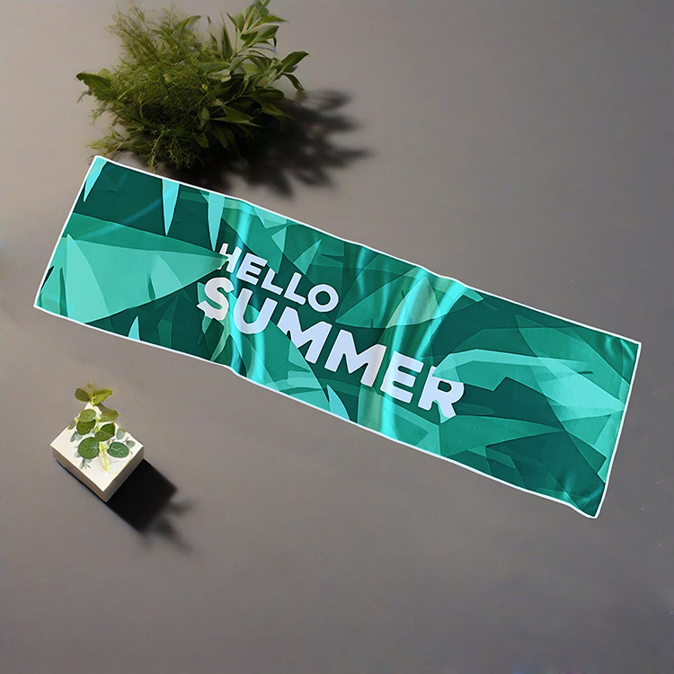 Sporttörölköző hűsítő érzetű – gyorsan szárad, izzadság felszívódása, poliészter, logó testreszabás