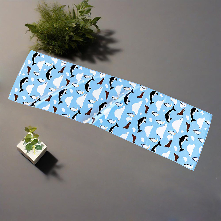 Sporttörölköző hűsítő érzetű – gyorsan szárad, izzadság felszívódása, poliészter, logó testreszabás