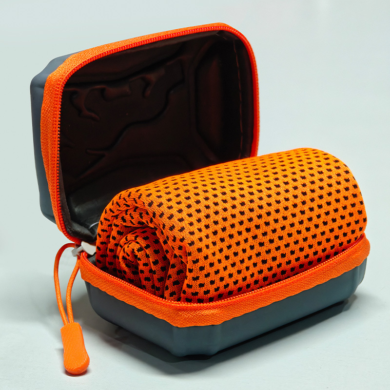 Poliészter sporttörölköző hűsítő érzetével, 120 g, AB szál, logó testreszabható