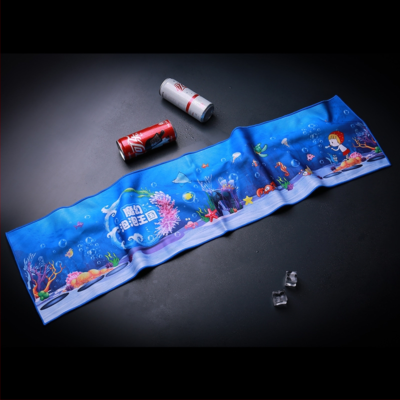 Sport törölköző edzéshez hűsítő érzetű, gyorsan száradó keverék anyagból, 420 g, logó nyomtatás, testreszabható