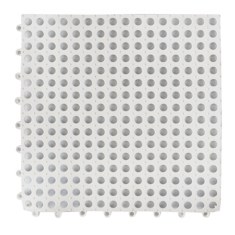 PVC neslystantis kilimėlis voniai su apvalių skylučių raštu; plaunamas; tinka voniai, tualetai, baseinui ir drėgnoms vietoms