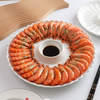 Jaotatud plaaditäidis viie osaga, ümmargune kuju, materjal: siidililled, pind: pritsvärv, mikrolaineahi ei ole sobiv