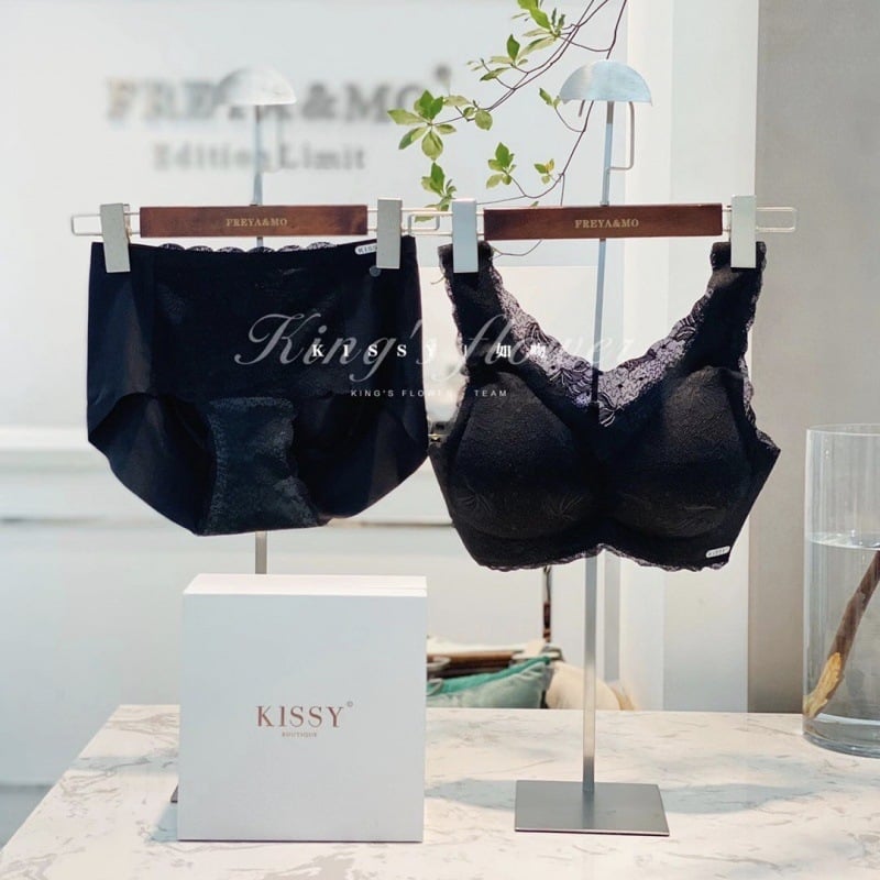 Bezvadu push-up krūštura komplekts, 3/4 kauss, vidēja formas kupols, fiksētas dubultās plecu siksnas, Lycra Spandex audums