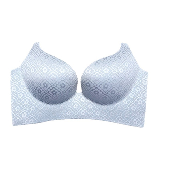 Formēts krūšu spilventiņa paliktnis mazam krūsim - plāns, elpojošs, bezšuvju, bez pēdām