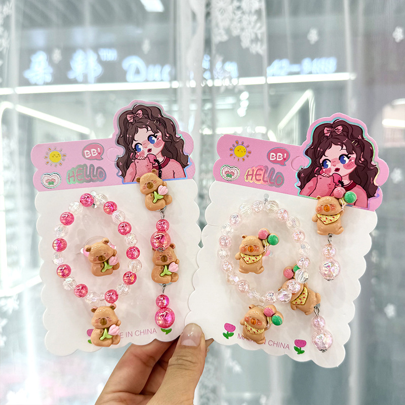 Dječji set nakita s crtić likovima — ručno izrađeni od plastike/smole; narukvica, prsten i ušni klipsovi za djecu 3–10 godina