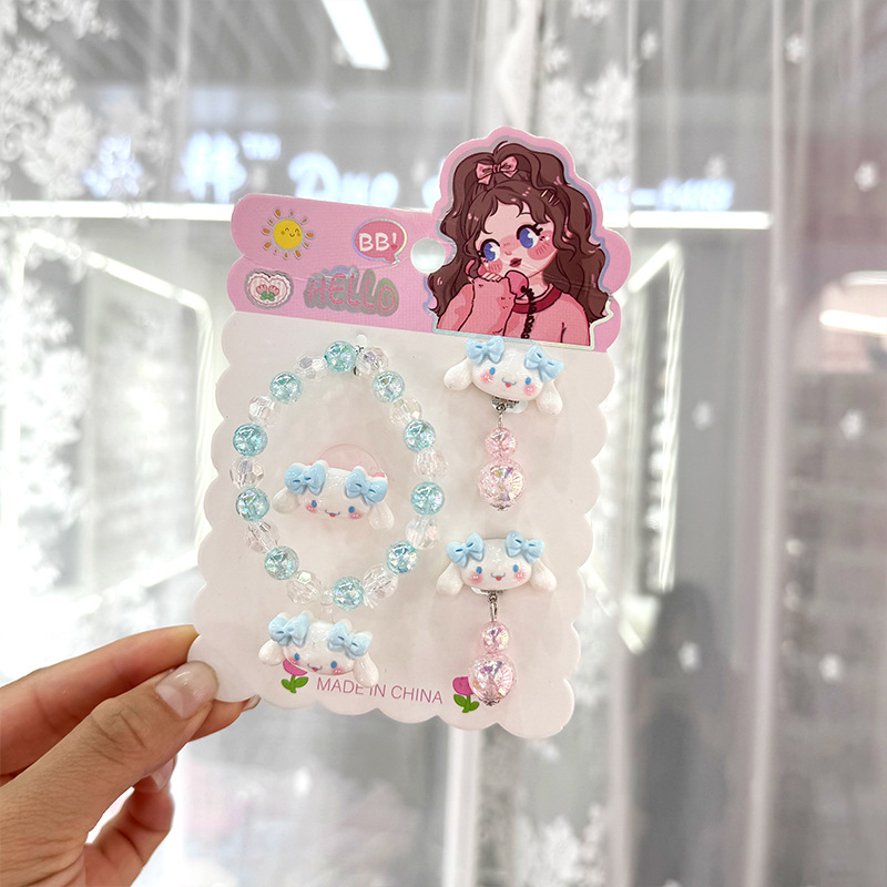 Dječji set nakita s crtić likovima — ručno izrađeni od plastike/smole; narukvica, prsten i ušni klipsovi za djecu 3–10 godina