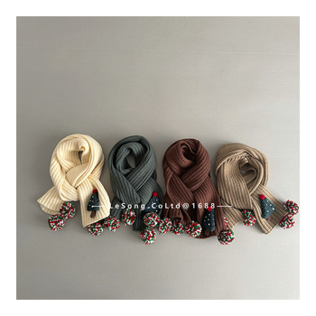 Bērnu šalle ar pūciņiem, ribotā adījumā, korejiešu stila iedvesa, kokvilna, warp-knit monokromāds raksts, saglabā siltumu rudenī un ziemā