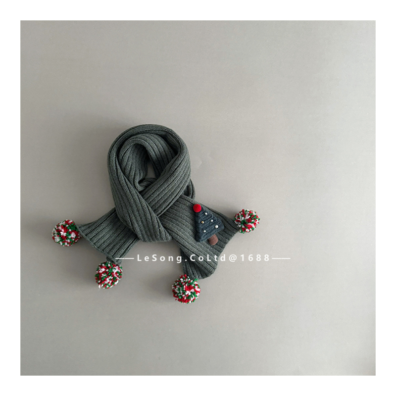 Bērnu šalle ar pūciņiem, ribotā adījumā, korejiešu stila iedvesa, kokvilna, warp-knit monokromāds raksts, saglabā siltumu rudenī un ziemā